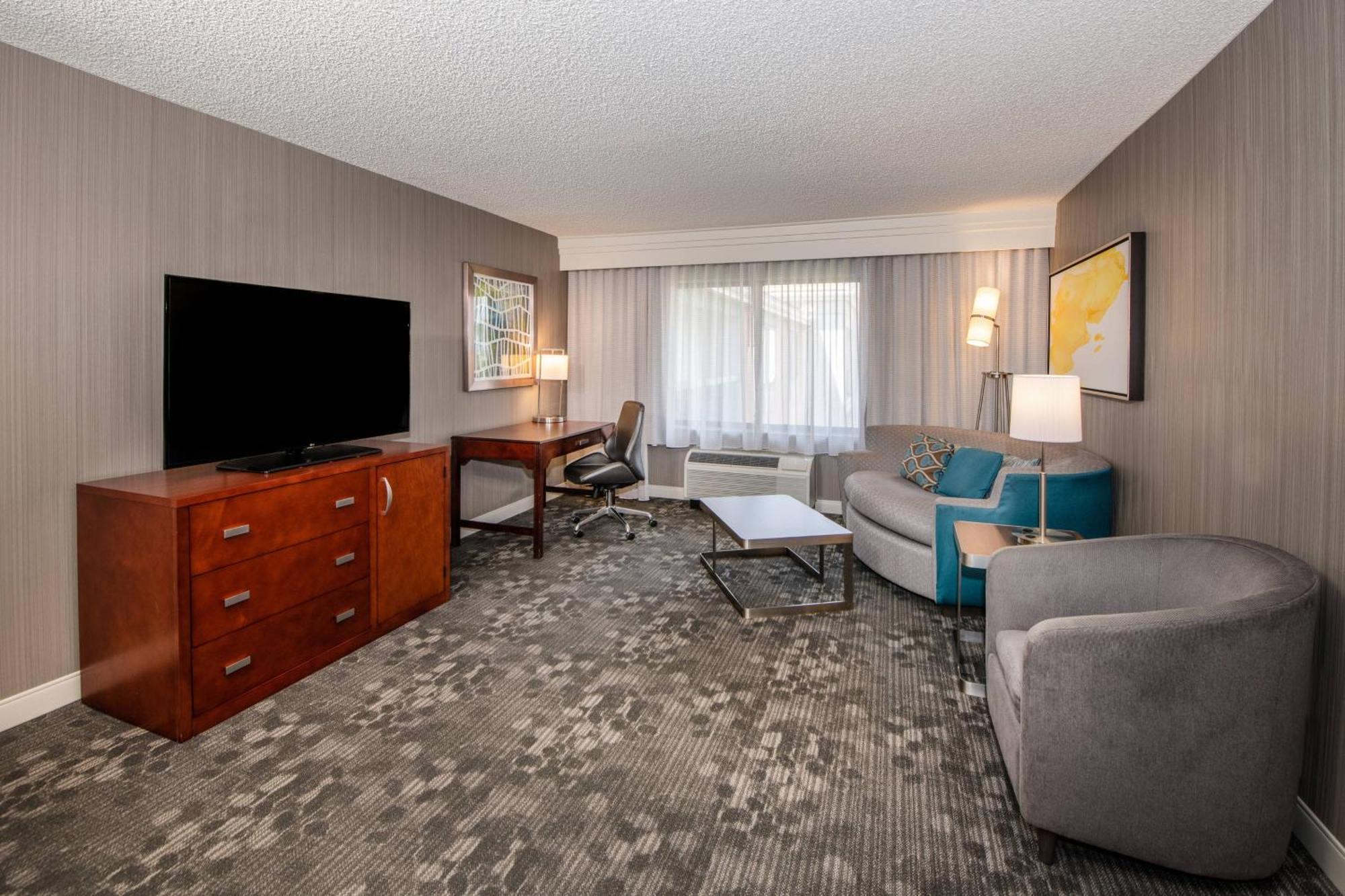 Hotel Courtyard By Marriott Oakland Airport Esterno foto